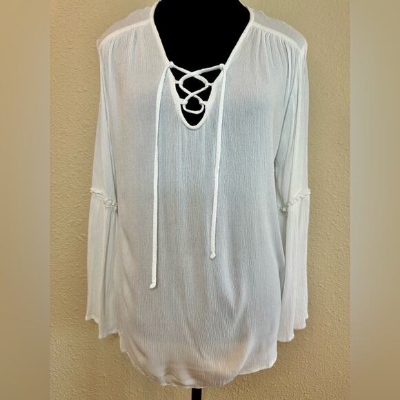Karen Kane | White Bell Sleeve Blouse, Size Large Like New - Picture 1 of 4
